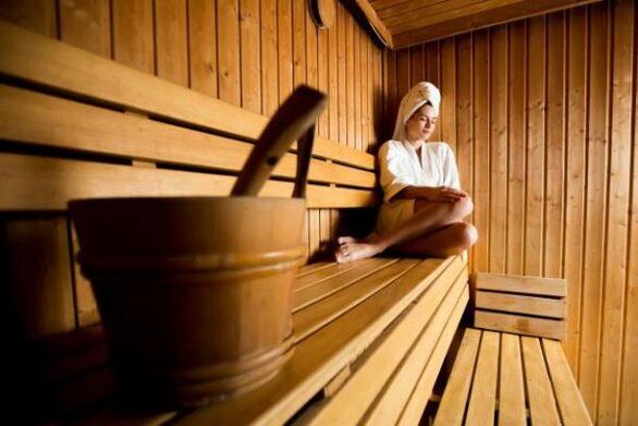 A visit to the bathhouse to reduce body weight