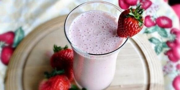 Strawberry Milkshake for the Dukan Diet